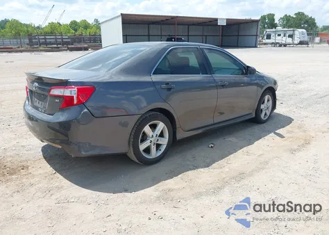 2012 Toyota Camry Se/Le/Xle z USA, uszkodzony, nr VIN 4T1BF1FK2CU027165